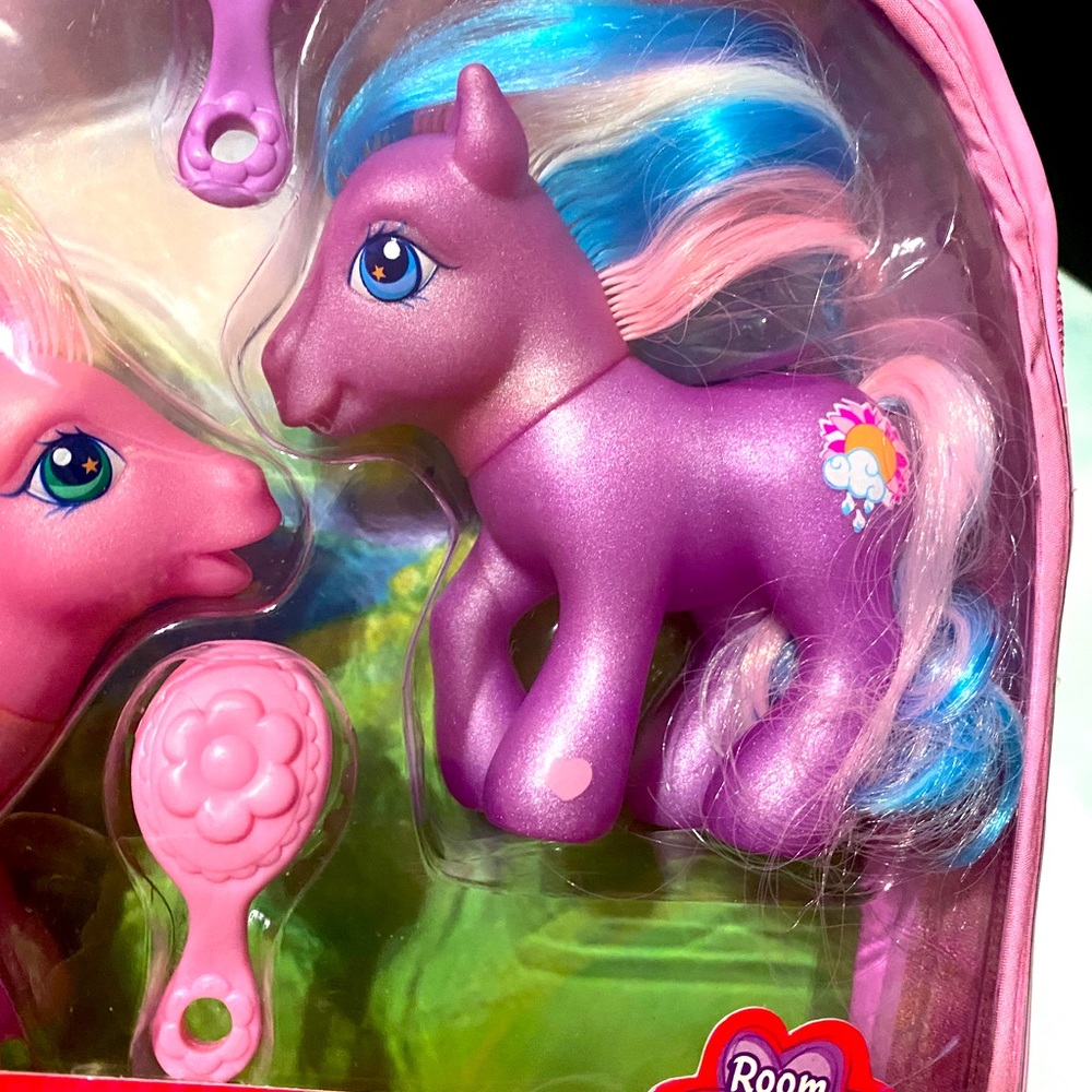 MY LITTLE PONY G3 NWT VTG 2004 SUNSHOWER & LUAU PONIES w/PRETTY VINYL CARRY CASE - Picture 7 of 14